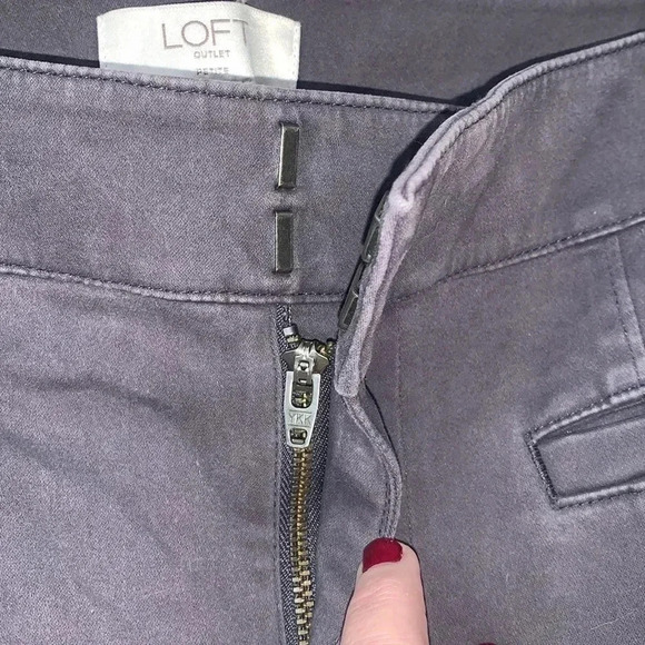 Women’s Loft Skinny Ankle Petite Pants Size 8P Charcoal Gray EUC - Picture 5 of 8